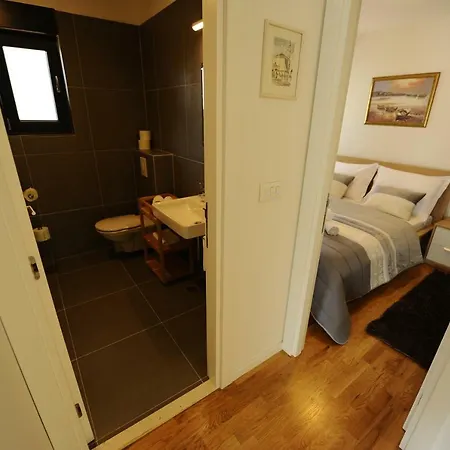 58 Apartment *