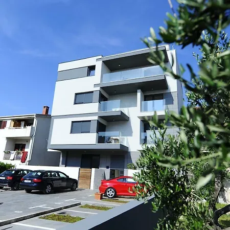 58 Apartment *