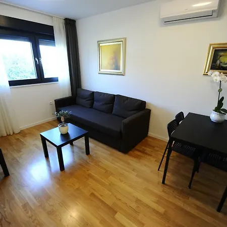 Apartment 58