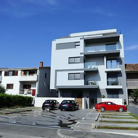 58 Apartment Split