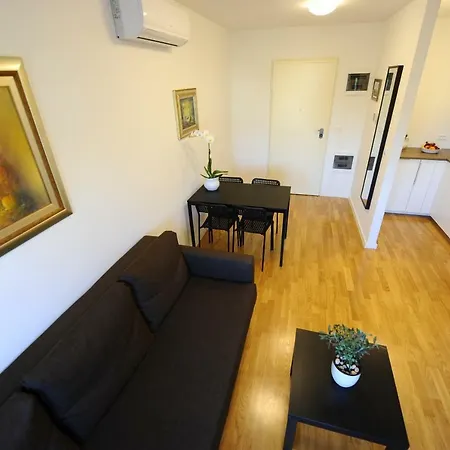 Apartment 58
